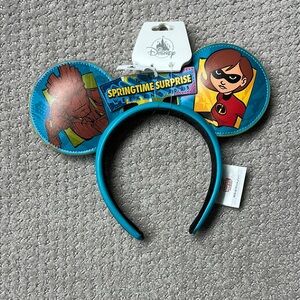 Disney springtime surprise weekend 2025 Headband
From Race weekend in April